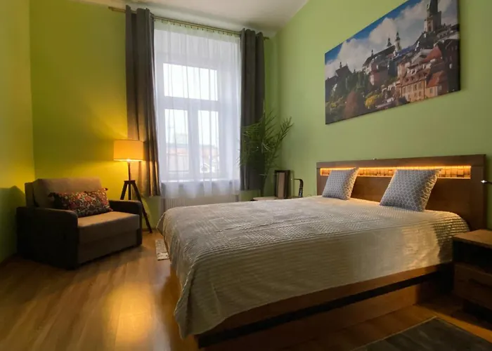 Lublinbnb - Exclusive Family Apartment ------ In The Heart Of Lublin -------------------------------- Bedroom & Living Room & Kitchen